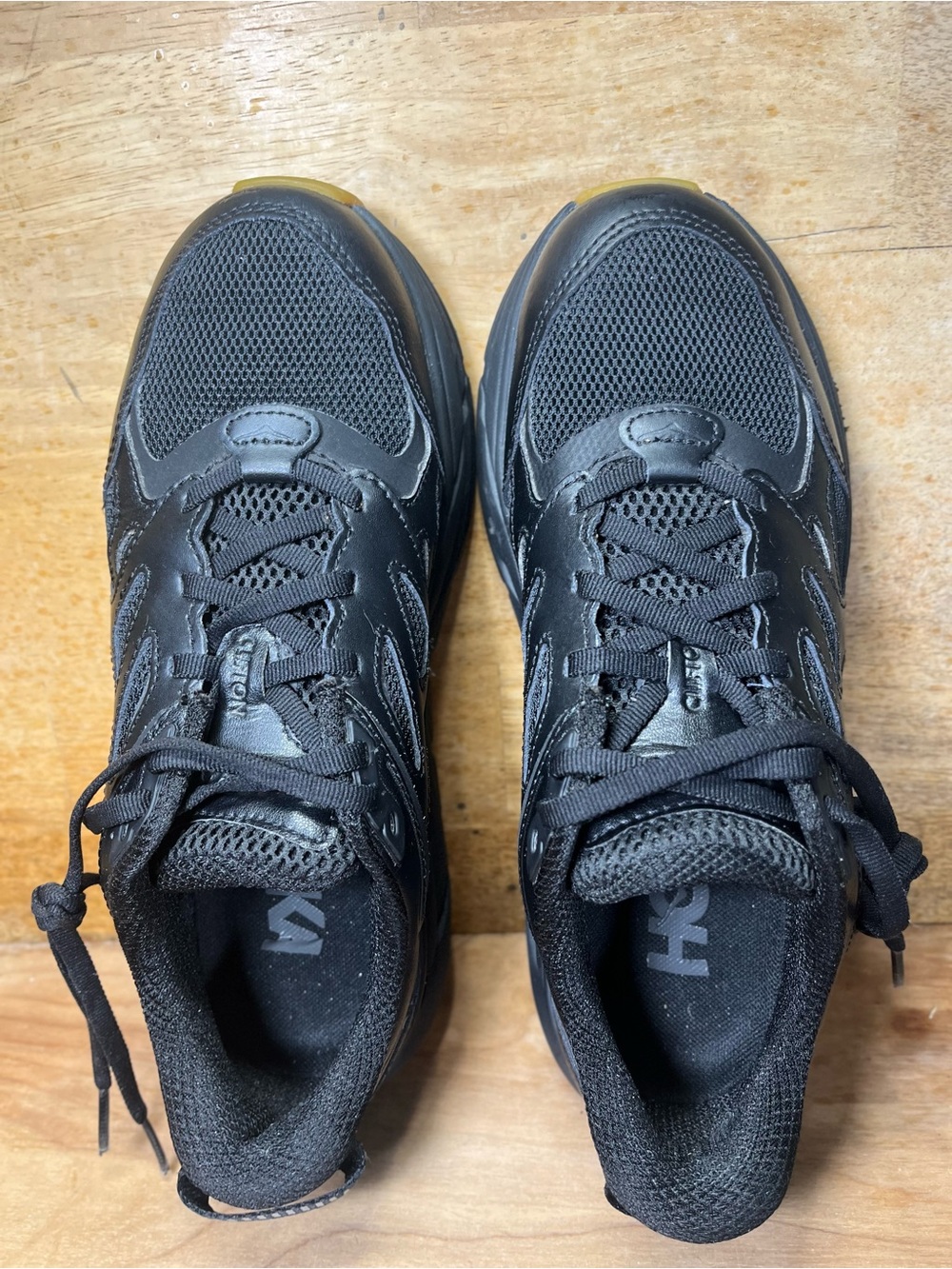 Hoka One One Clifton L Womens Size 7.5 Walking Shoes Sneakers Black Gum - Picture 7 of 12